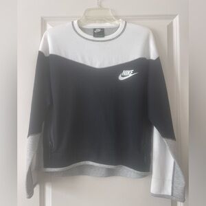 Women’s Nike White and Gray Sweatshirt - Size L